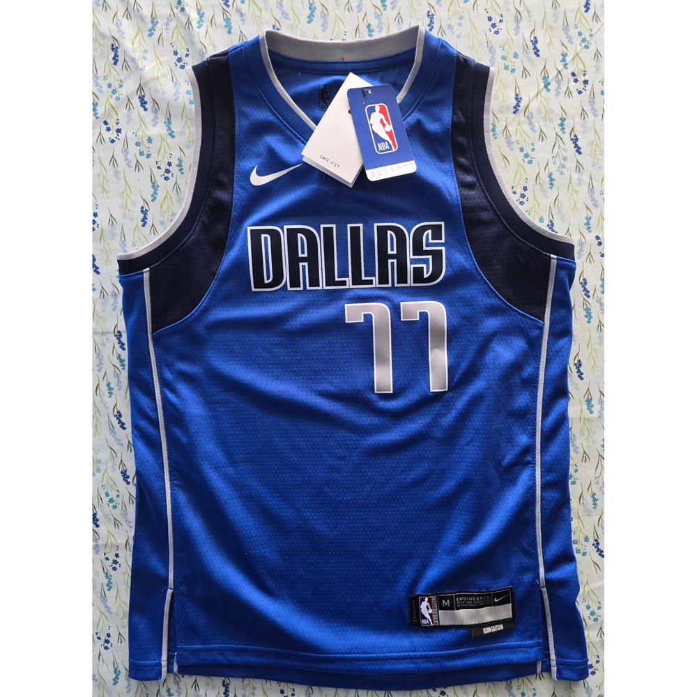 Nike Luka Doncic Dallas Mavericks Icon Edition Swingman JerseyYouth Medium 10/12